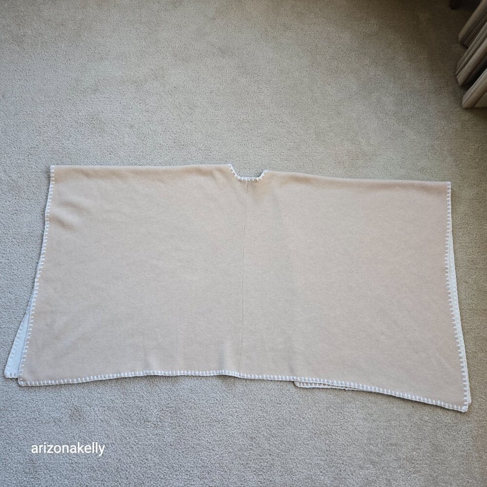 The Cashmere Project THICK Wrap Tan and Cream - Picture 13 of 16